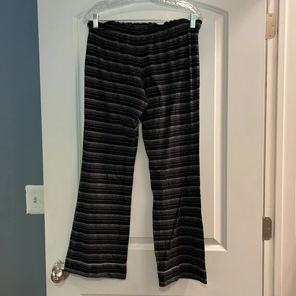 Victoria secrets XLPJ top and large bottom set gray and white - Picture 5 of 5